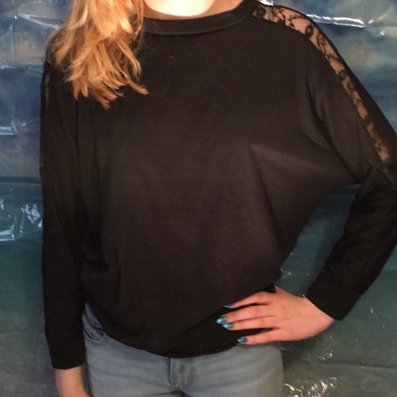 Small Black Blouse - Picture 2 of 4